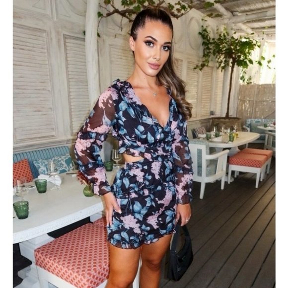 Floral Long Sleeve V-Neck Open Tie Back Mini Dress - Picture 4 of 12